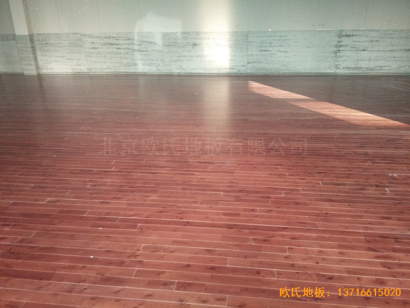 �R���w���赸�W(xu��)У�w��ľ�ذ���O(sh��)����5